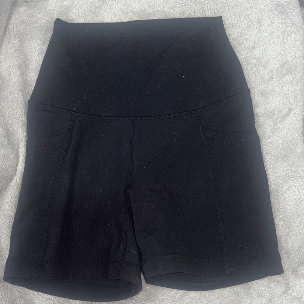 Yogalicious Black High-Waist Shorts